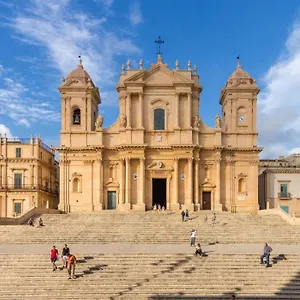 Casa Vico Lepre Noto