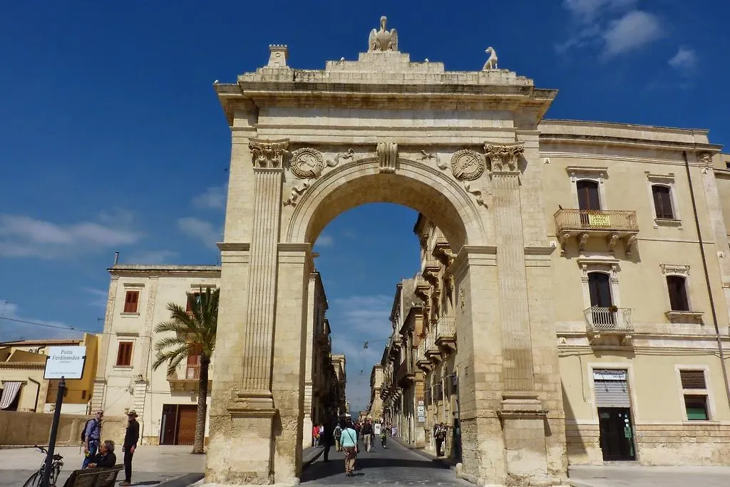 Toro House Apartment Noto 0*,  Italy